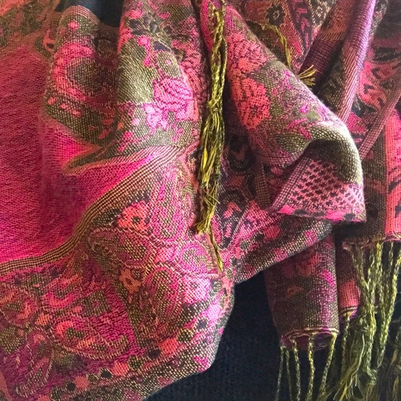 Accessories - Silk & Pashima scarf